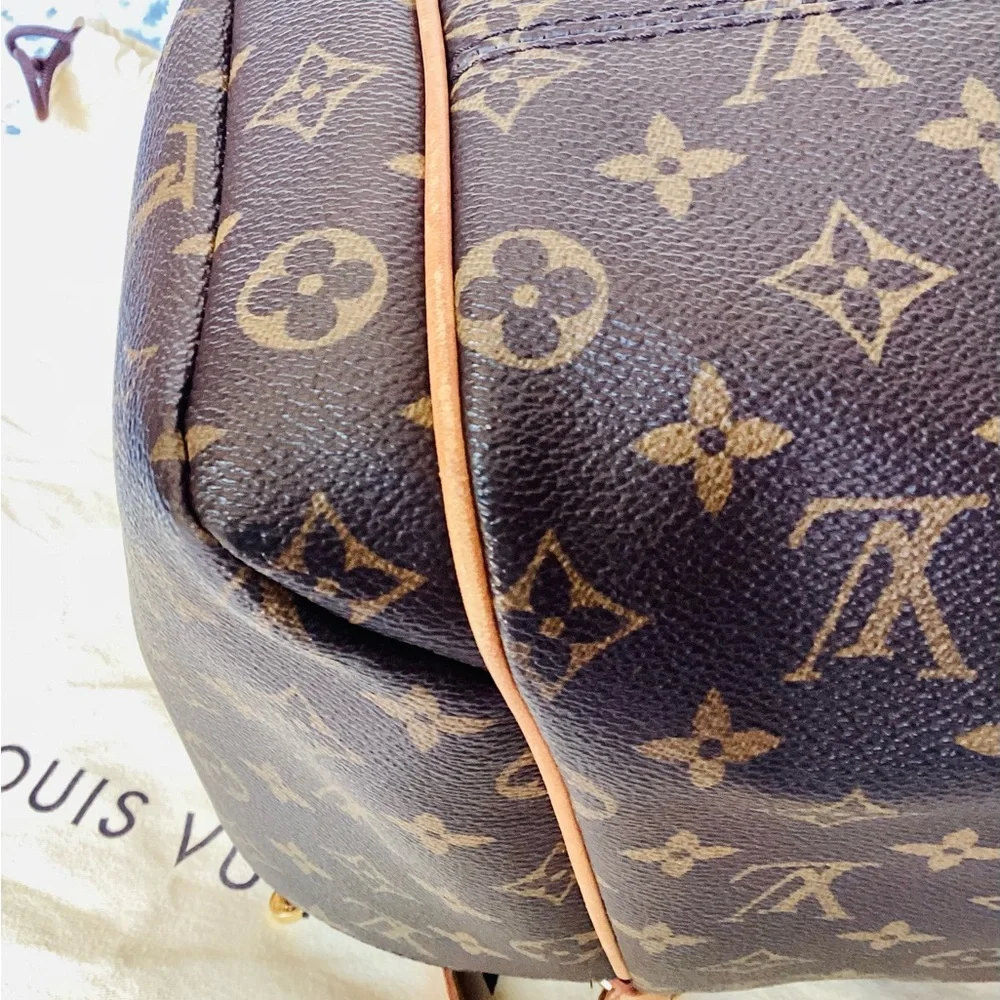 LOUIS VUITTON Totally MM